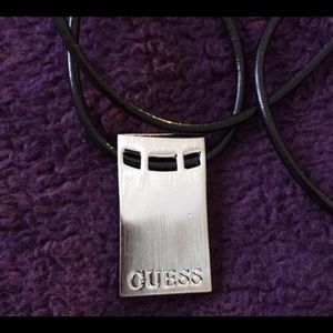 GUESS NECKLACE